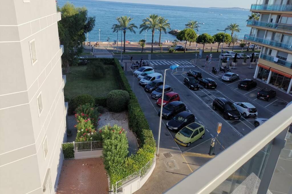 Appartement 6 Personnes Face A La Mer Cagnes-sur-Mer Bagian luar foto