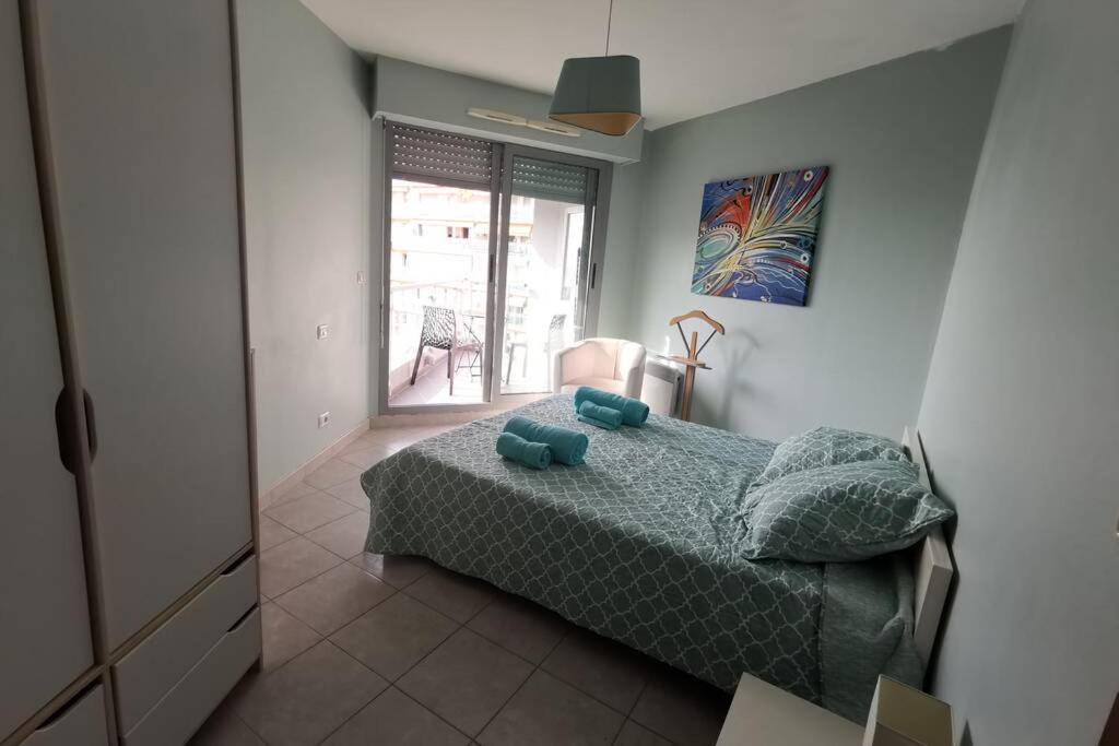 Appartement 6 Personnes Face A La Mer Cagnes-sur-Mer Bagian luar foto