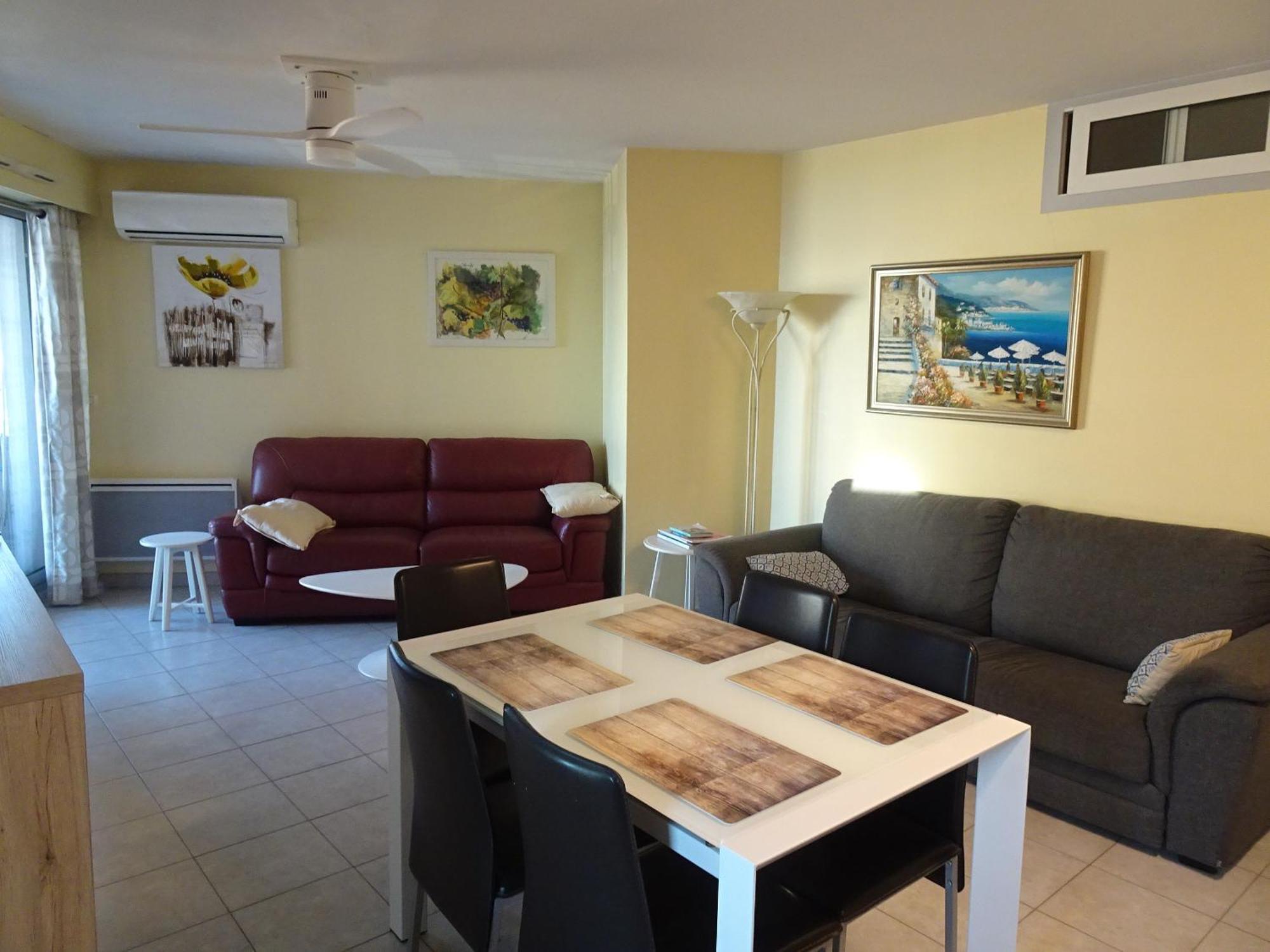 Appartement 6 Personnes Face A La Mer Cagnes-sur-Mer Bagian luar foto